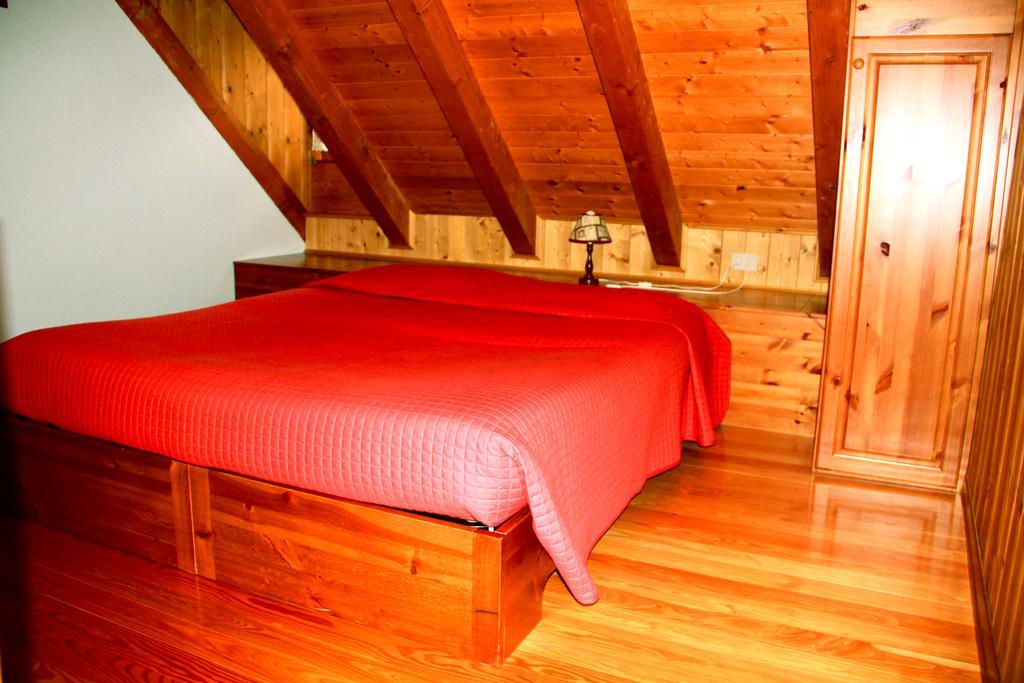 בארצ'יס Agriturismo Pian Dei Tass חדר תמונה